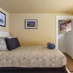 Stay Portland Collection - Heart Of Portland! Newly Remodeled, 99 Walk Score