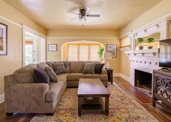 Stay Portland Collection - Heart Of Portland! Newly Remodeled, 99 Walk Score