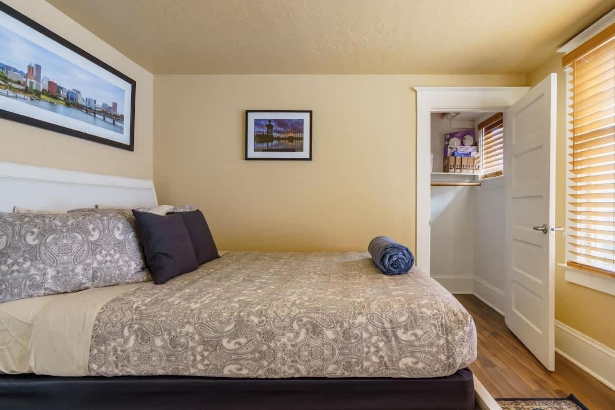 Holiday home Collection - Heart Of Portland! Newly Remodeled, 99 Walk Score